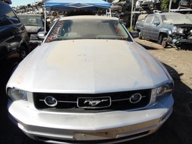 2009 FORD MUSTANG CPE SILVER BASE 4.0L AT F18045